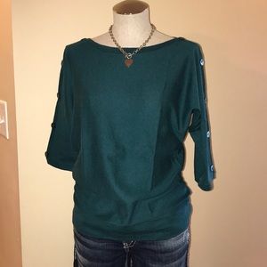 Teal light weight sweater in EXCELLENT CONDITION